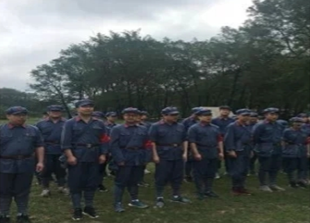 武汉大学红安红色教育(图20) 红安红色教育培训学员现场学习