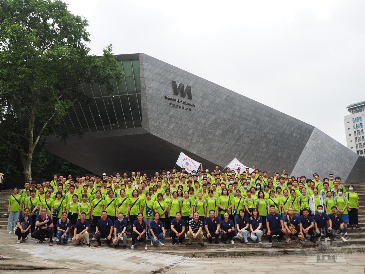 武汉大学干部培训——全国青少年高校科学营武汉大学分营顺利举办 200名湖北高中学子深度体验武大科研生活(图4)